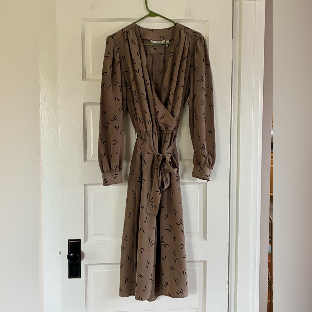 Vintage 80s Ms. Chaus Brown Patterned Long Sleeve Dress